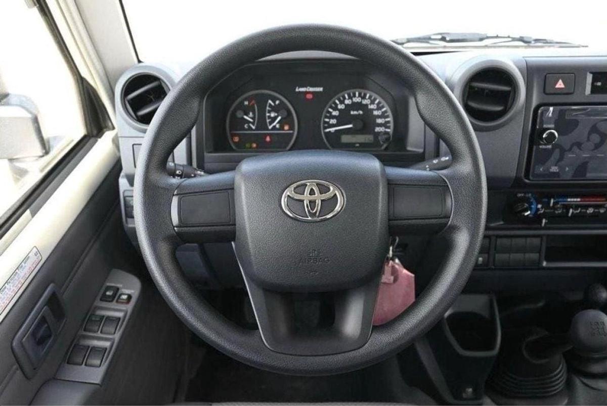 Toyota Land Cruiser Pick Up LAND CRUISER LC79 DUBL CAPIN 4.2L V6 DIESEL-5-5