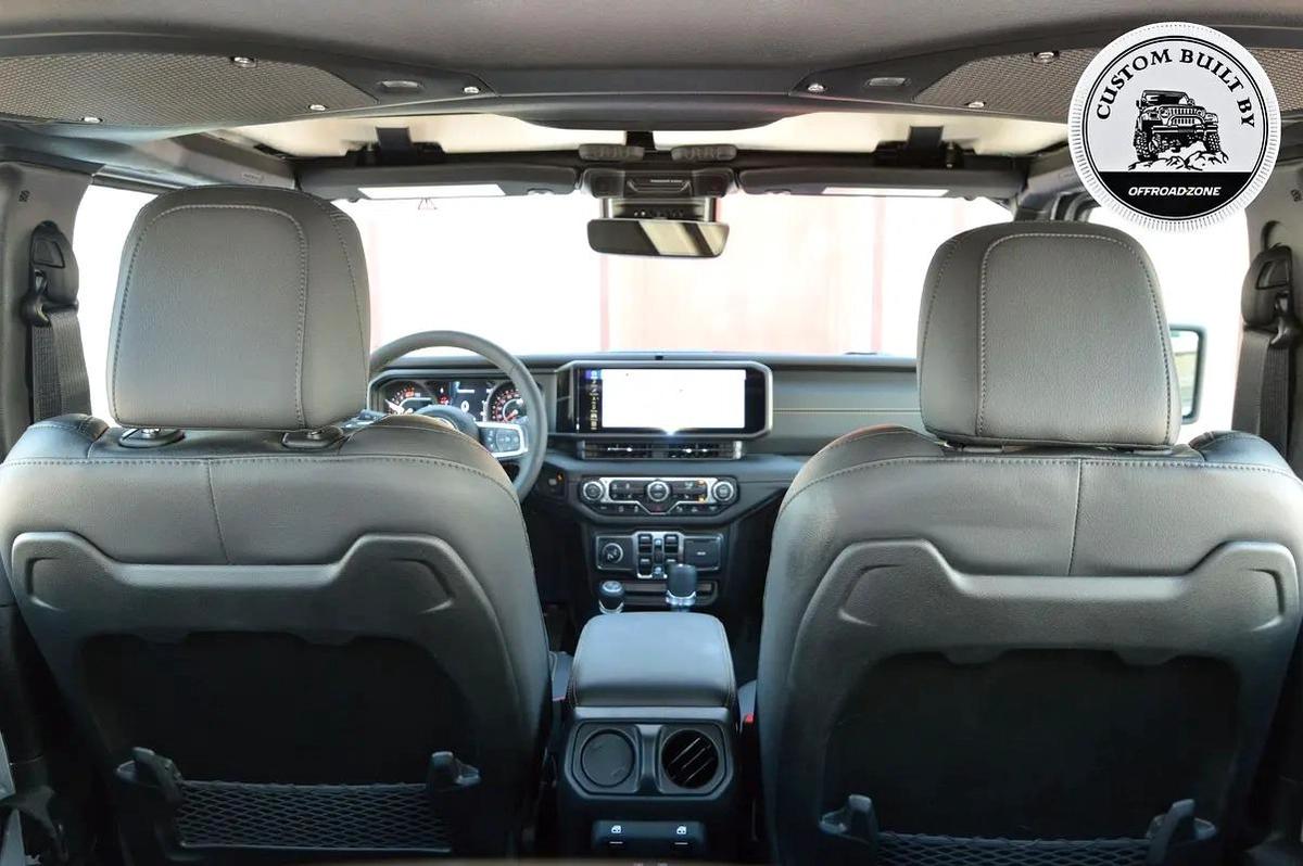 BRAND NEW | DEALER 5 YRS WTY 3 YRS SP | 2026 JEEP WRANGLER 4DR SAHARA BLACK (2.0L)-3-3