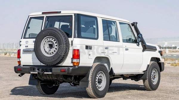 Toyota Land Cruiser 70 TOYOTA LAND CRUISER HARDTOP LC76 4.2L DIESEL V6 5DOORS 2026 0KM