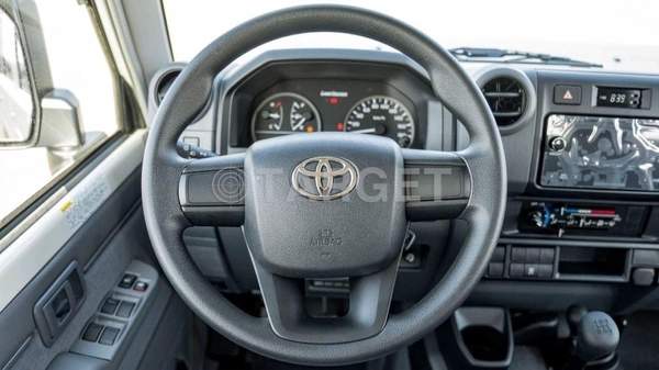 Toyota Land Cruiser 70 TOYOTA LAND CRUISER HARDTOP LC76 4.2L DIESEL V6 5DOORS 2026 0KM