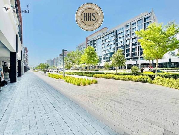 Hot Deal•Main Boulevard View Shop With Exit Door•2 Months Free•4 Cheques