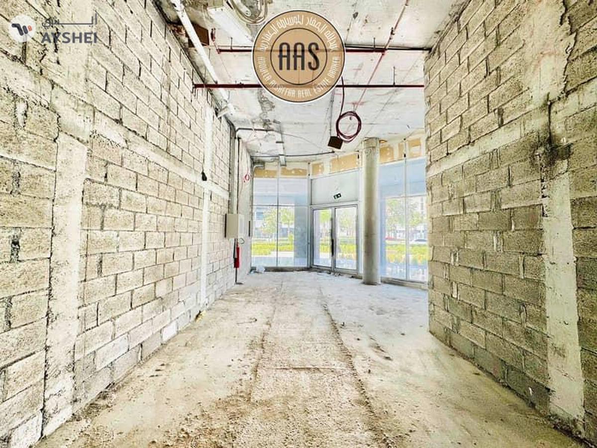 Hot Deal•Main Boulevard View Shop With Exit Door•2 Months Free•4 Cheques-0-landscape