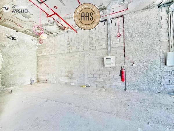 Hot Deal•Main Boulevard View Shop With Exit Door•2 Months Free•4 Cheques