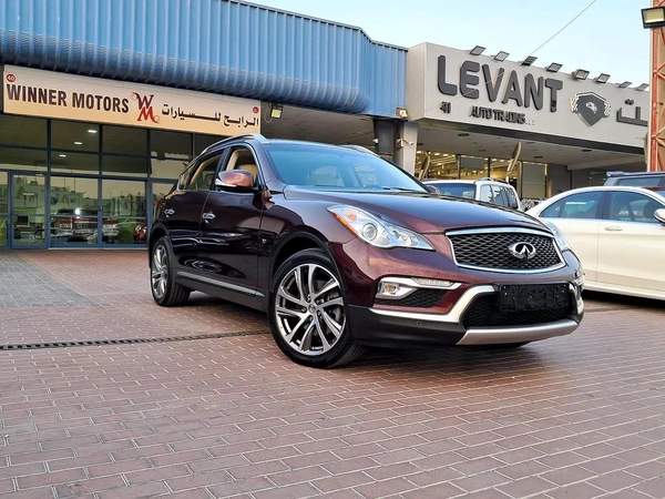 Infinite QX 50 Luxury (GCC) full options accident free single owner very well maintained