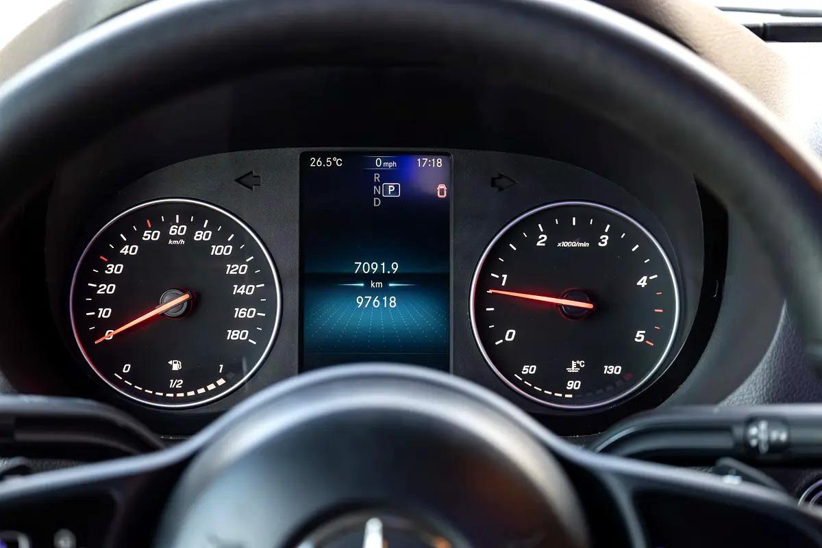 Mercedes-Benz Sprinter Other-16-16
