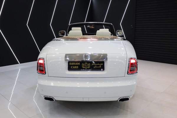 Rolls-Royce Phantom Drophead