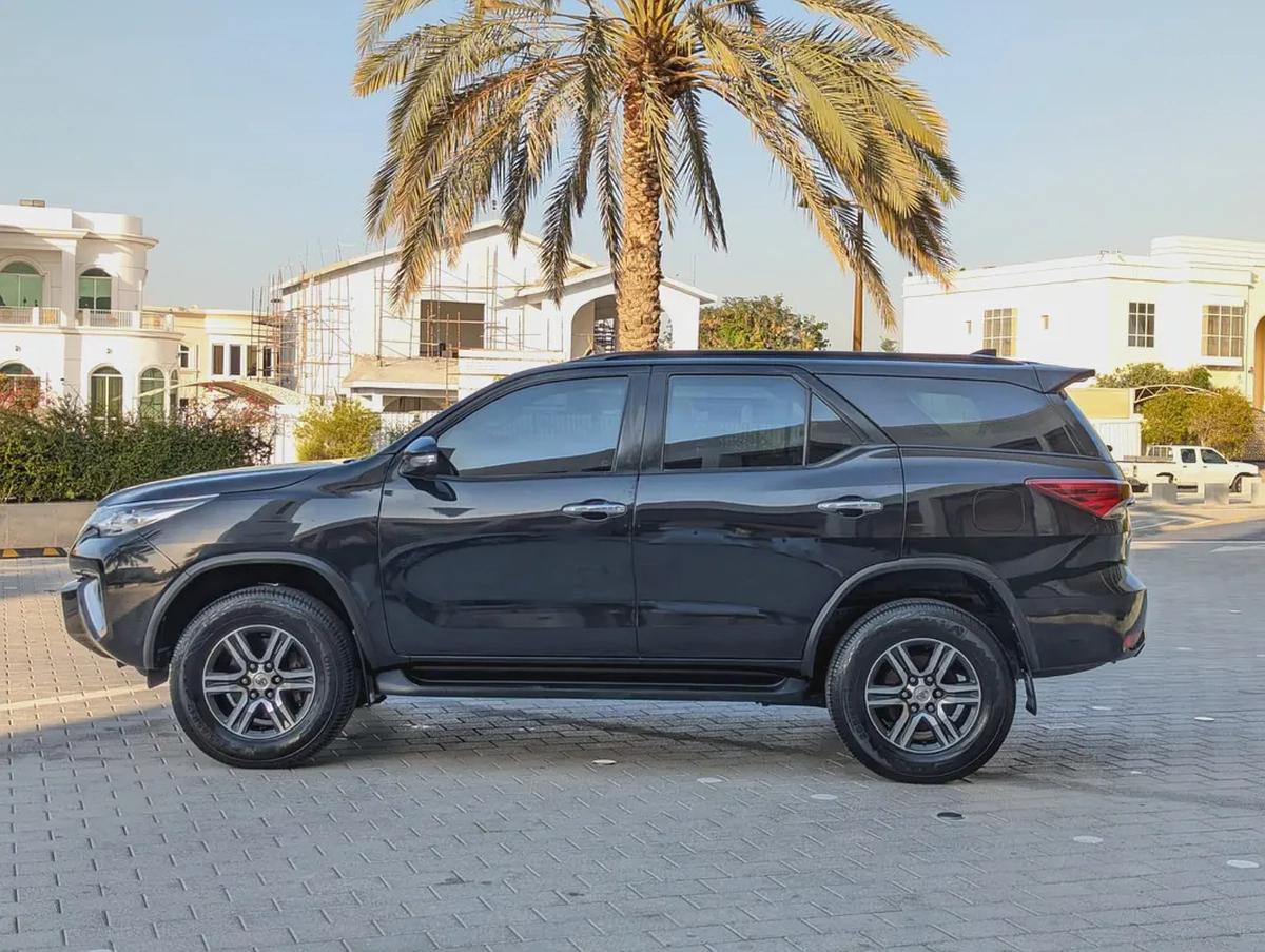 TOYOTA FORTUNER 2016 GCC V4 2.7L 4X4 IN EXCELLENT CONDITION-15-15