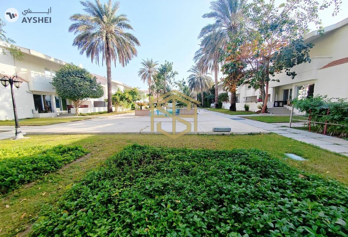 Townhouse for rent in Falcon Villas, Al Garhoud-15-15