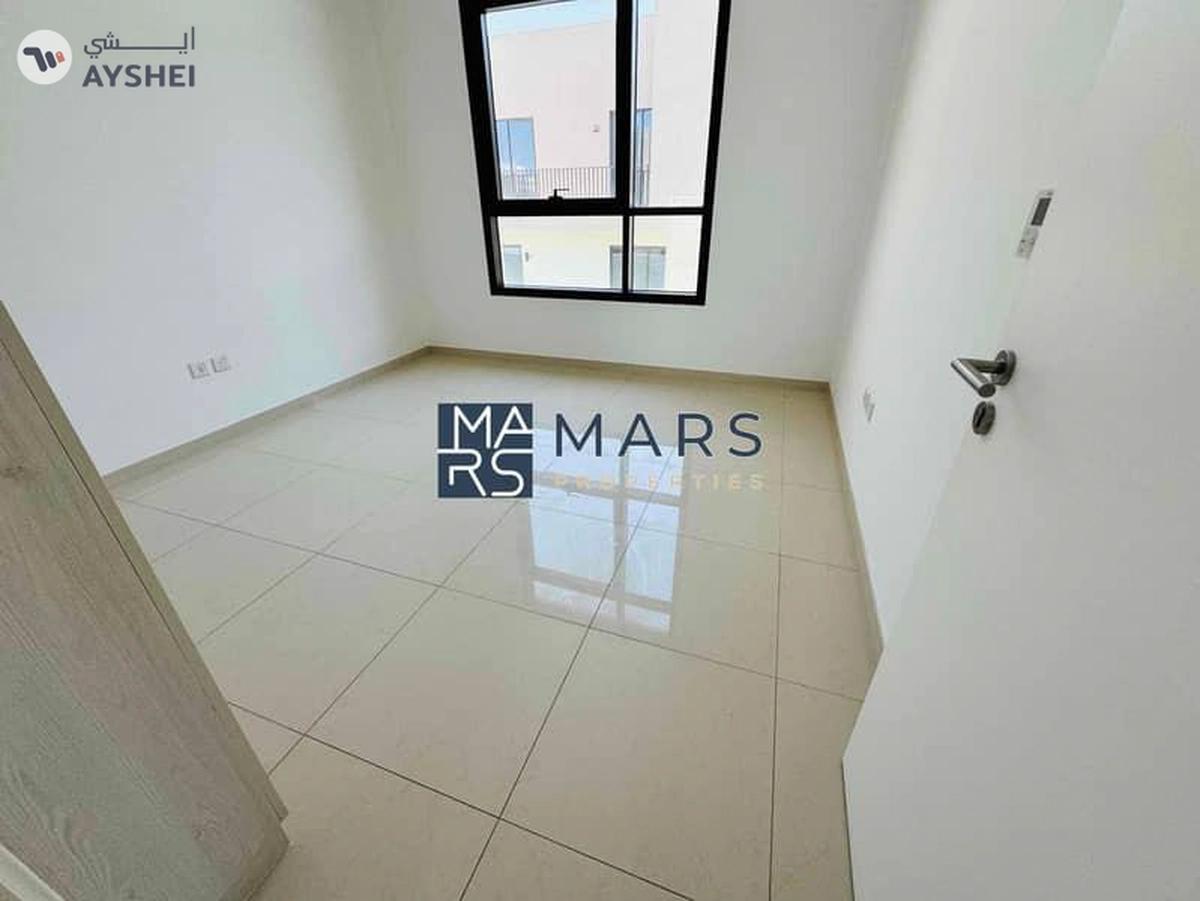 3-Bedroom Villa for Rent in Nasma Residence – Middle Unit Available for 100K. Perfect for families-11-11