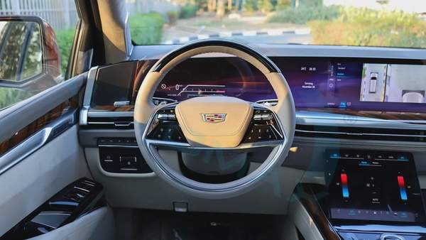 ( Only For Export ) 2025/2025 Cadillac Escalade 600 Sport Platinum V8 6.2L BRAND NEW