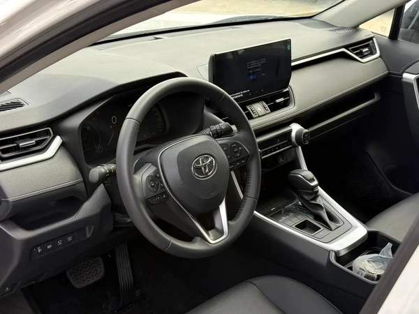 2024 Toyota Rav 4 XLE Hybrid - Chinese Specs - Brand New!