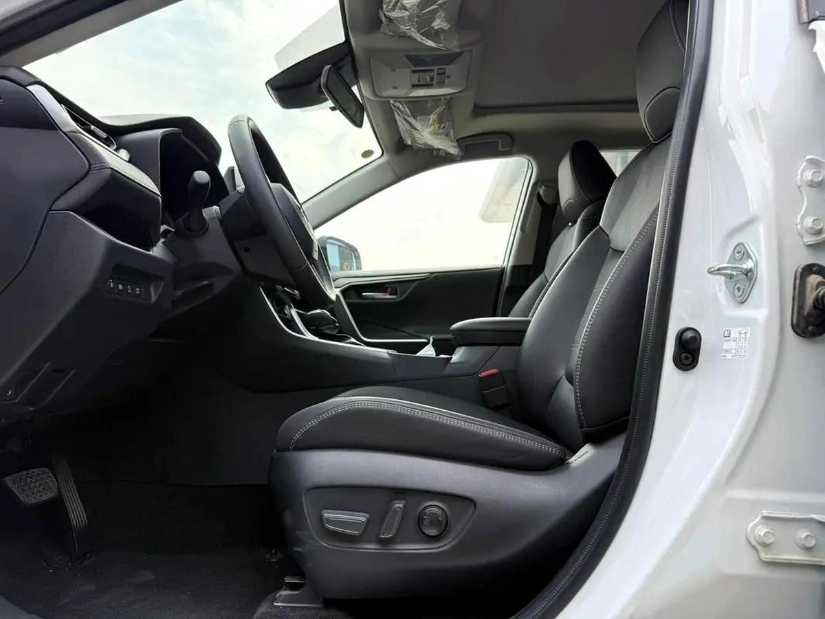 2024 Toyota Rav 4 XLE Hybrid - Chinese Specs - Brand New!-11-11