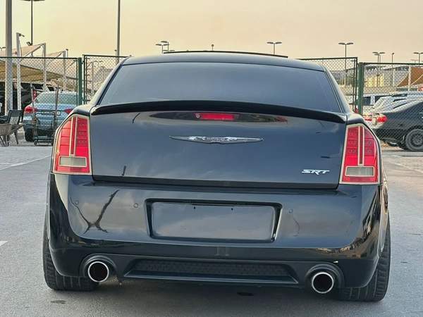 كرايسلر SRT مواصفات خليجية 2014 بحالة جيدة