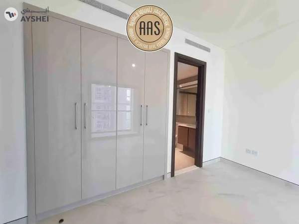 Elegant 2BHK • Spacious Layout • High Floor • Rent 155k