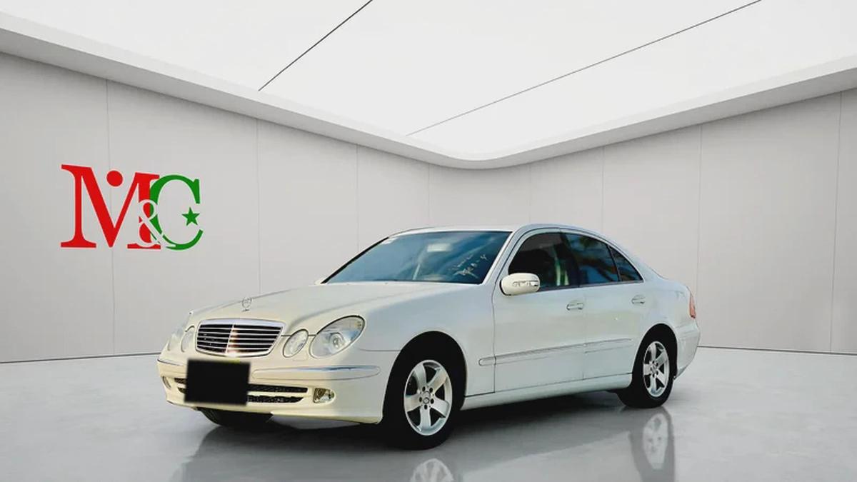 BENZ E240 | V6 | CLEAN CAR FRESH JAPAN IMPORT-1-1