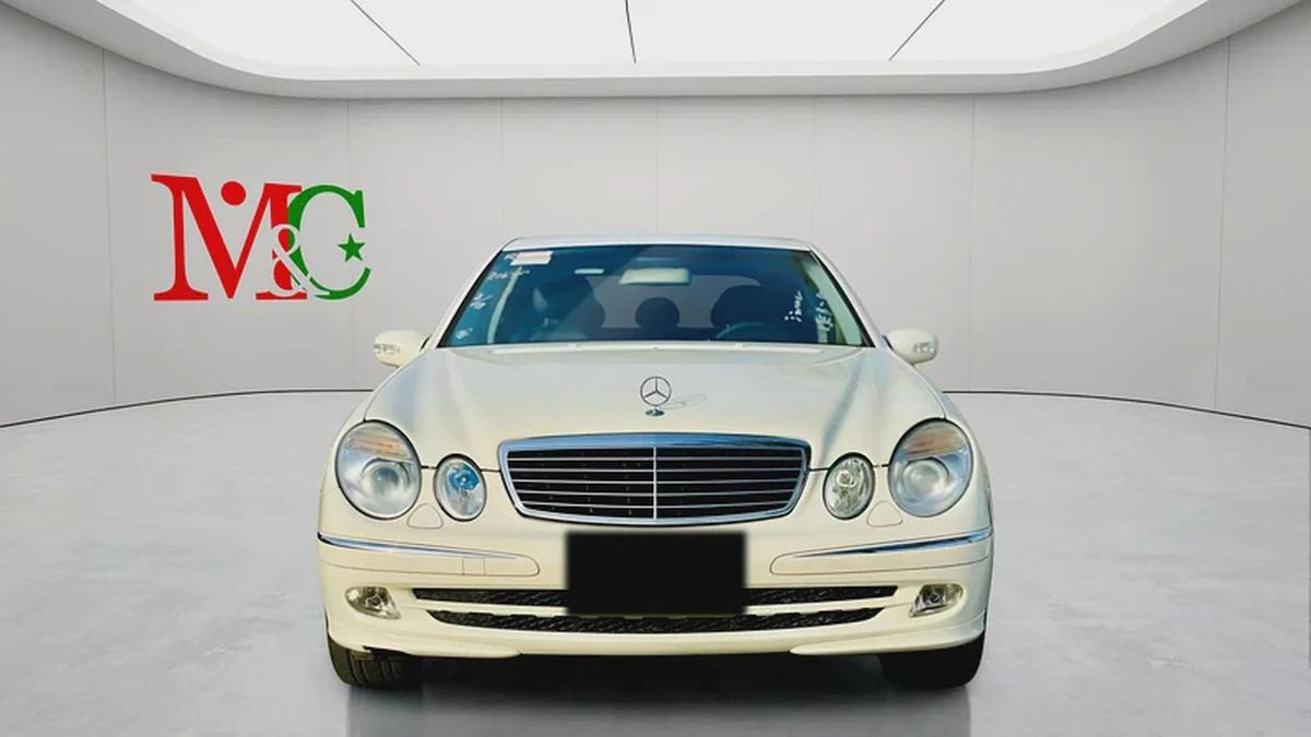 BENZ E240 | V6 | CLEAN CAR FRESH JAPAN IMPORT-2-2