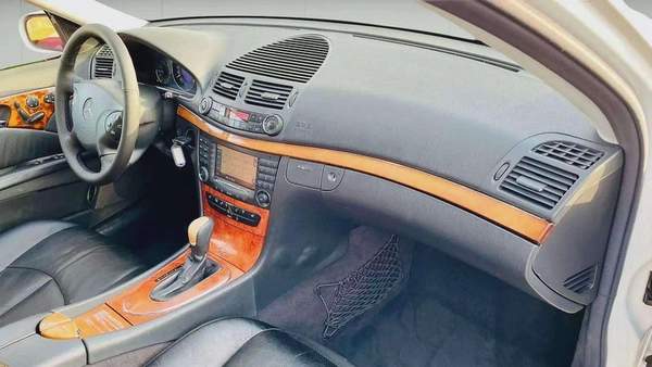 BENZ E240 | V6 | CLEAN CAR FRESH JAPAN IMPORT