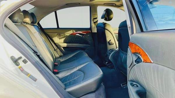 BENZ E240 | V6 | CLEAN CAR FRESH JAPAN IMPORT