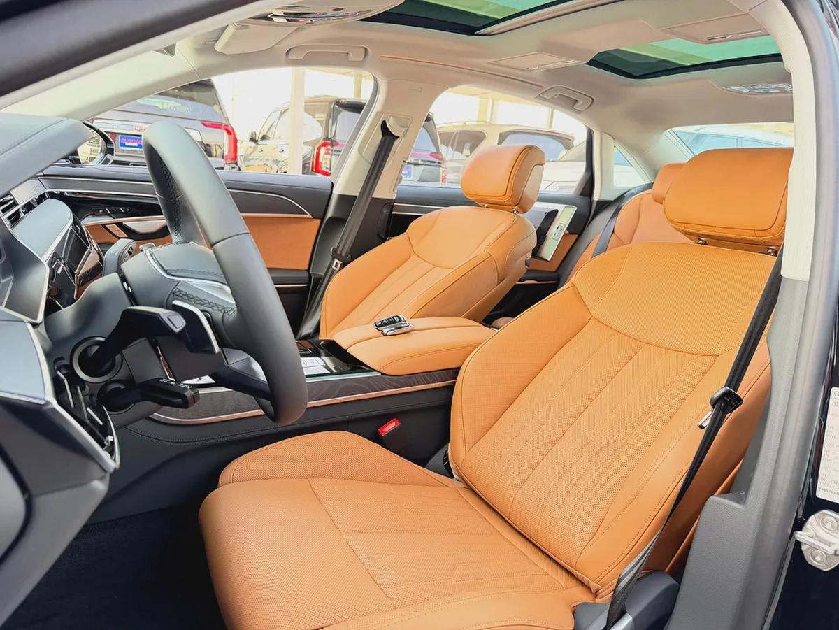 اودي A8L اسود / زعفراني خليجي Audi A8 55 TFSI Quattro 2026 - GCC Specs - Brand New!-13-13