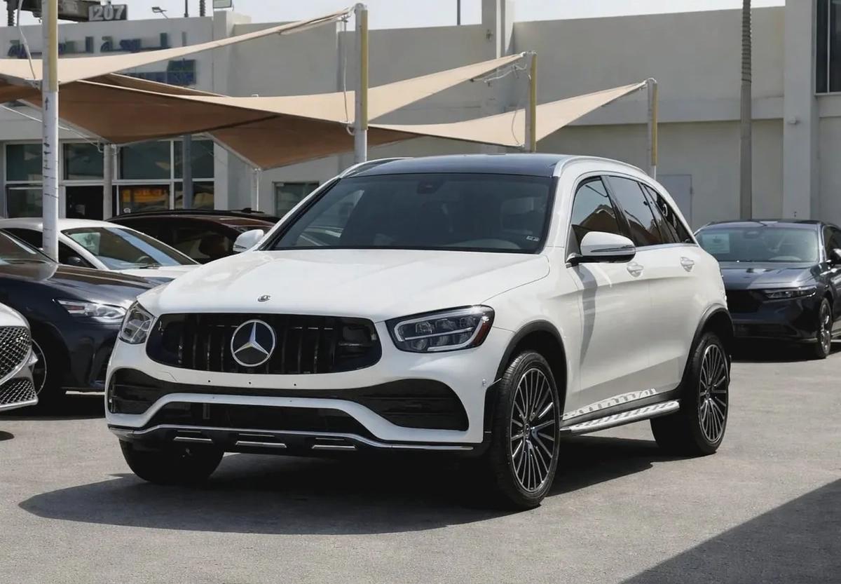 MERCEDES - GLC300 - 2021 - AMG KIT - V4 2,0L - BY TURBO - AMERICAN SPECS VERY GOOD CONDITION-2-2