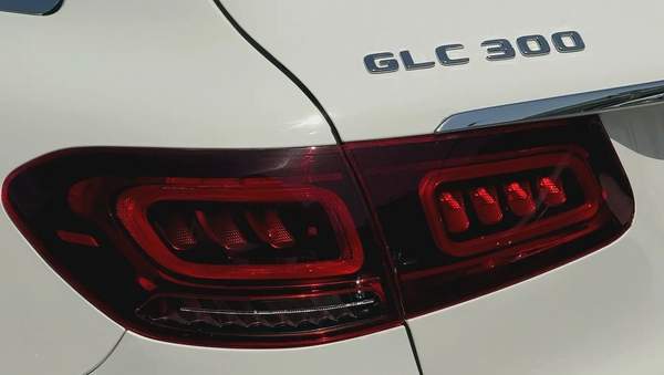 MERCEDES - GLC300 - 2021 - AMG KIT - V4 2,0L - BY TURBO - AMERICAN SPECS VERY GOOD CONDITION