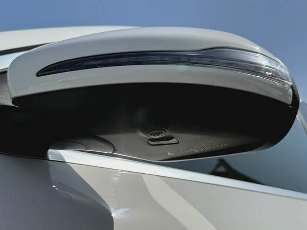 MERCEDES - GLC300 - 2021 - AMG KIT - V4 2,0L - BY TURBO - AMERICAN SPECS VERY GOOD CONDITION