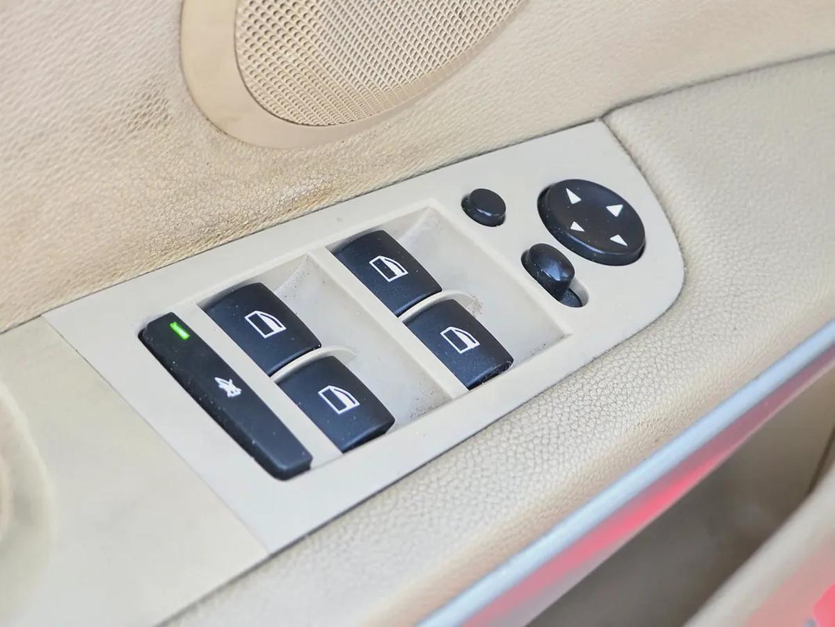 BMW 316 I 2012 GCC-13-13