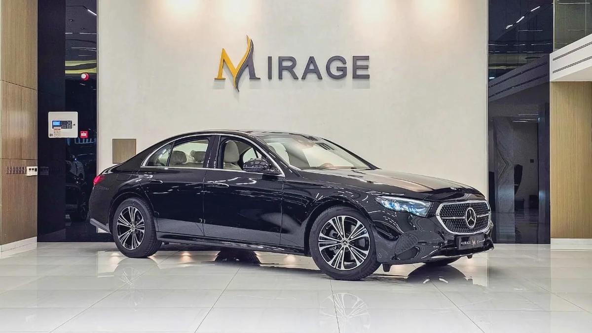 MERCEDES BENZ - E CLASS - E 200 - 2026 MODEL - BLACK COLOR - 0 KM - KOREAN SPECS-0-0