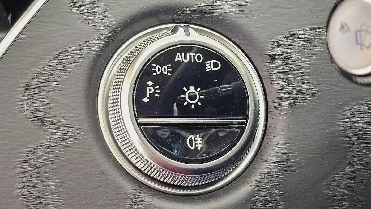 MERCEDES BENZ - E CLASS - E 200 - 2026 MODEL - BLACK COLOR - 0 KM - KOREAN SPECS-5-5