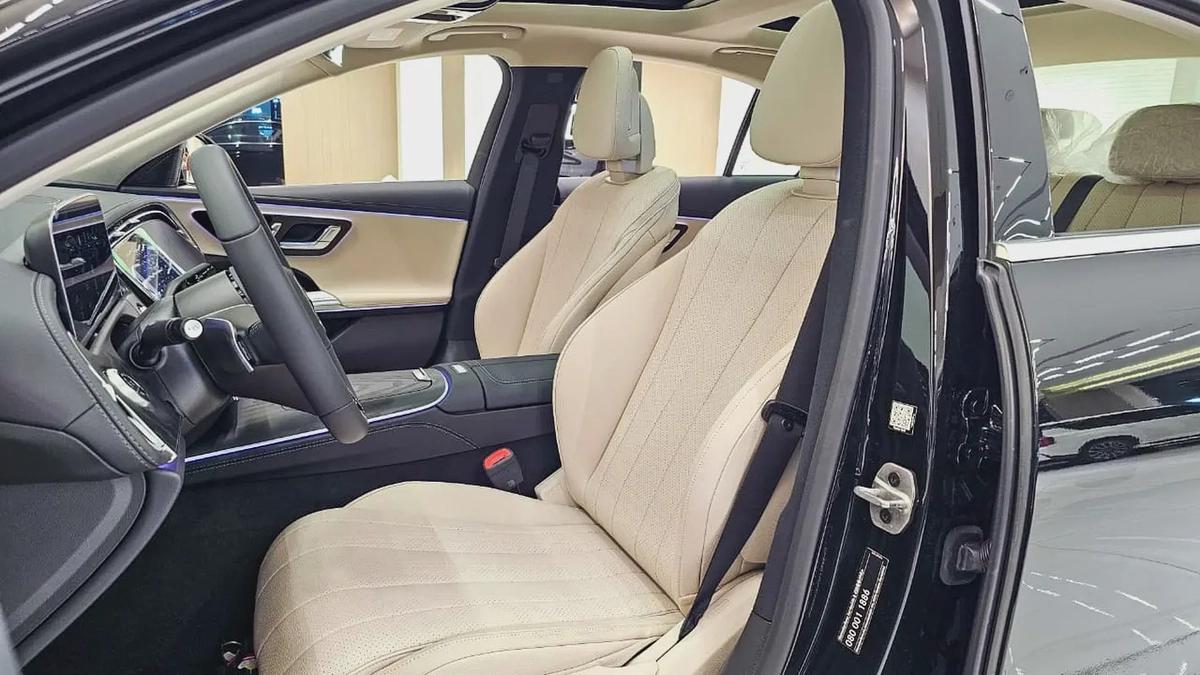 MERCEDES BENZ - E CLASS - E 200 - 2026 MODEL - BLACK COLOR - 0 KM - KOREAN SPECS-8-8