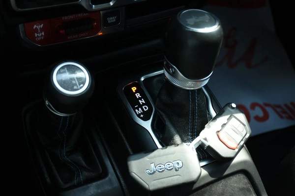 RUBICON 4XE ( PHEV ) 2023 | BLACK LIKE