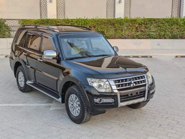 MITSUBISHI PAJERO 2015 GLS TOP FULL OPTION GCC V6 3.5L IN EXCELLENT CONDITION