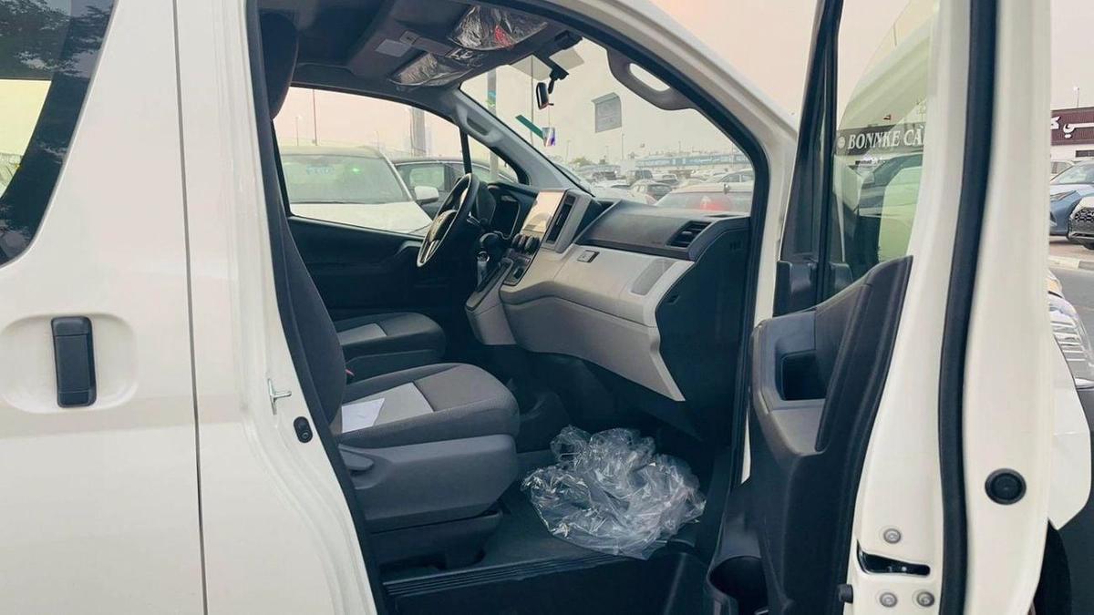 Toyota Hiace HIACE 2.8 AUTOMATIC DIESEL-3-3