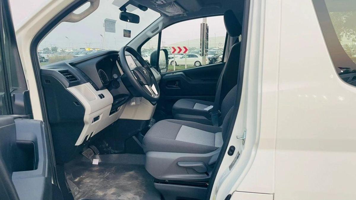 Toyota Hiace HIACE 2.8 AUTOMATIC DIESEL-6-6