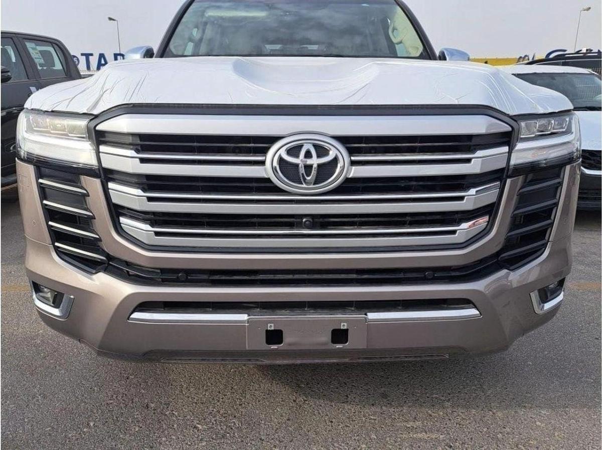 Toyota Land Cruiser VXR 3.5L-2-2