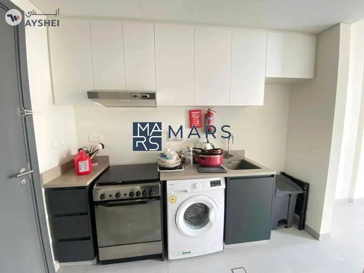 The Vibrant Studio Apartment | Spacious | East Village Aljada-8-8