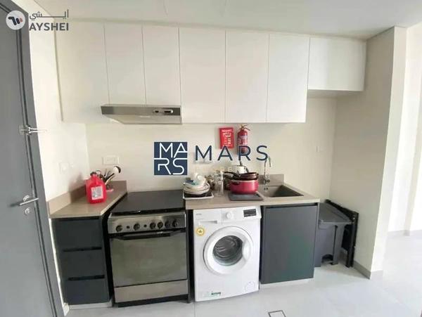 The Vibrant Studio Apartment | Spacious | East Village Aljada