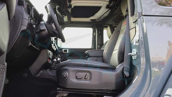 ( 5 Years Warranty + 3 Years Service ) 2025 Jeep Wrangler Rubicon 2.0L Turbo 4x4 GCC 0Km