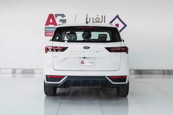 DEALER WARRANTY 1 YEAR / 20,000 KM | 1.8 L | GCC | AED 1100 PM