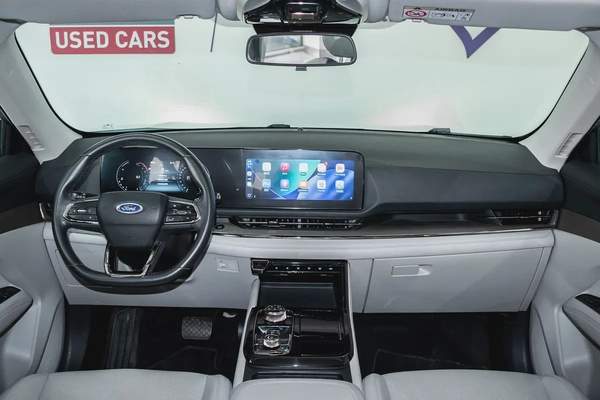 DEALER WARRANTY 1 YEAR / 20,000 KM | 1.8 L | GCC | AED 1100 PM