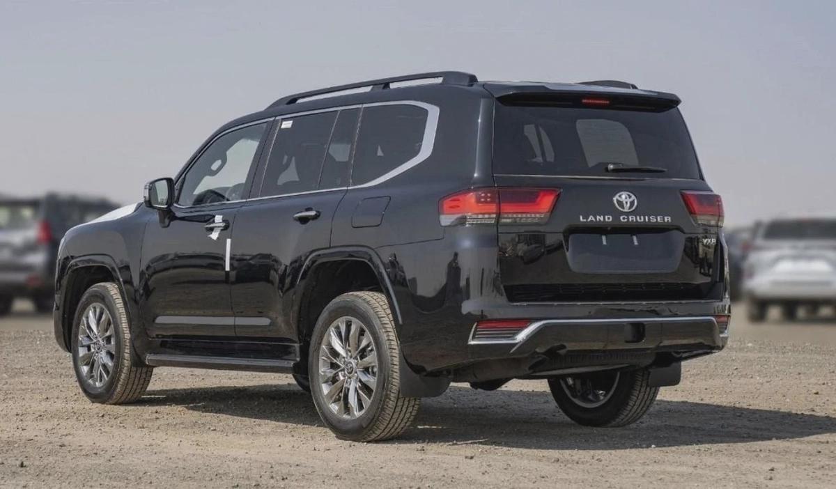 Toyota Land Cruiser Land cruiser VXR 3.5L PETROL MY2025-7-7