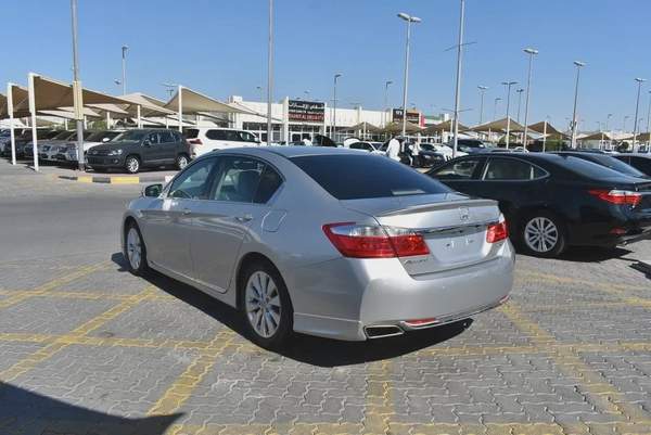 Used Honda Accord 2.4L LX + Sunroof + Aluminum Wheels 2015