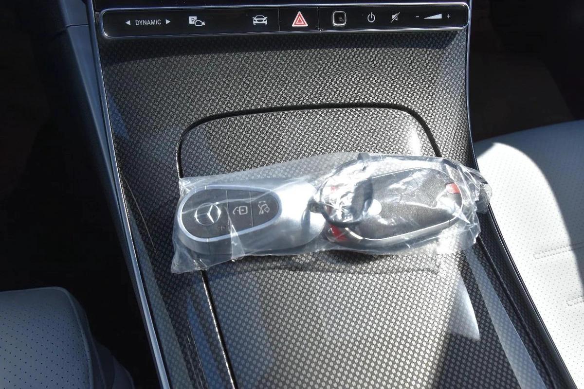 C300 AMG LUXURY 2022 | WHITE LIKE-9-9