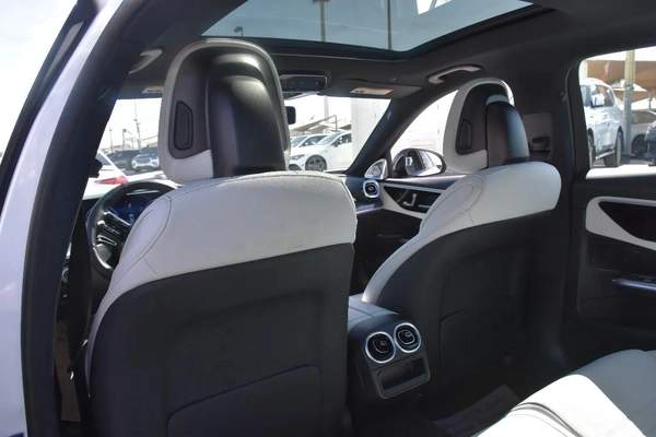 C300 AMG LUXURY 2022 | WHITE LIKE