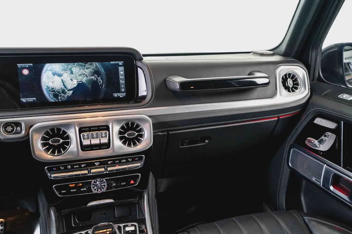 Mercedes Benz G63 AMG Night Package-Fine Line Leather-AMG Drivers Package-Low Mileage-11-11