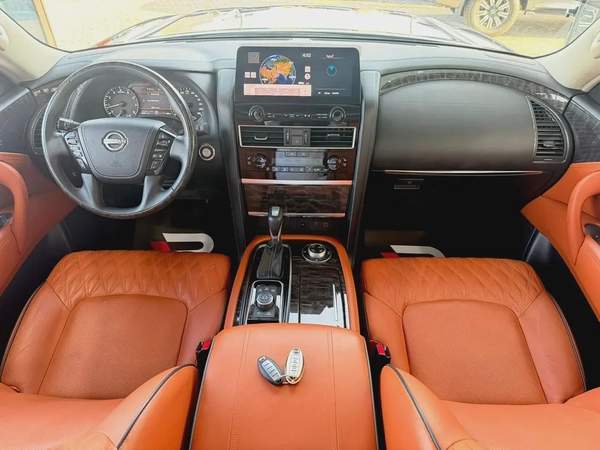 نيسان باترول بلاتينيوم الرستماني 2024 Nissan Patrol LE Platinum - GCC Specs -