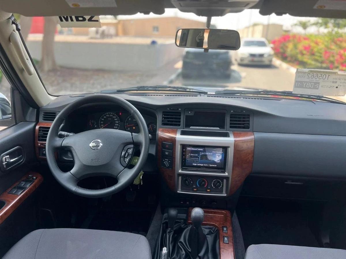 Nissan Patrol Safari Safari 4.8L M/T-3-3