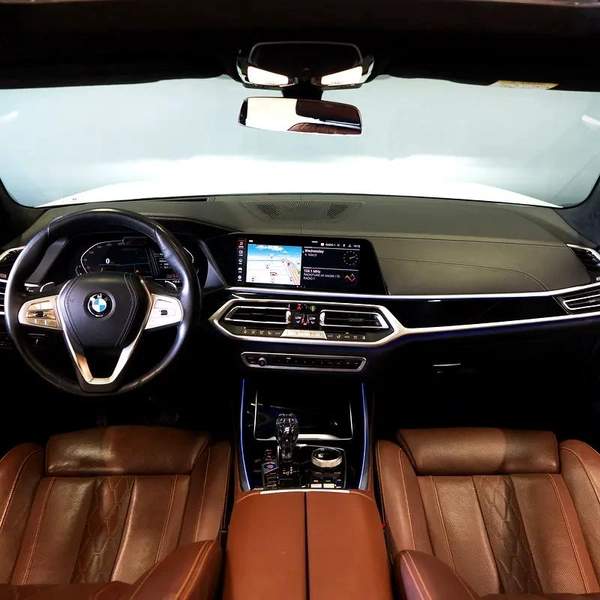 AED 2,874 pm • 0% Downpayment • BMW X7 xDrive40i • 1 Year Warranty