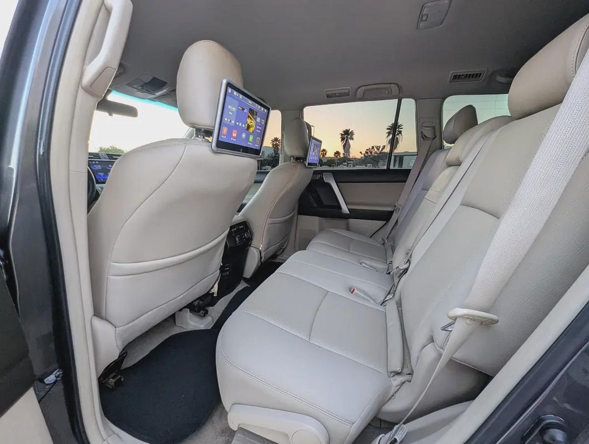 Toyota Prado TXL 2012 Facelifted 2023 With Interior and Exter- GCC Specs - Reliable and Ready to Go!-5-5
