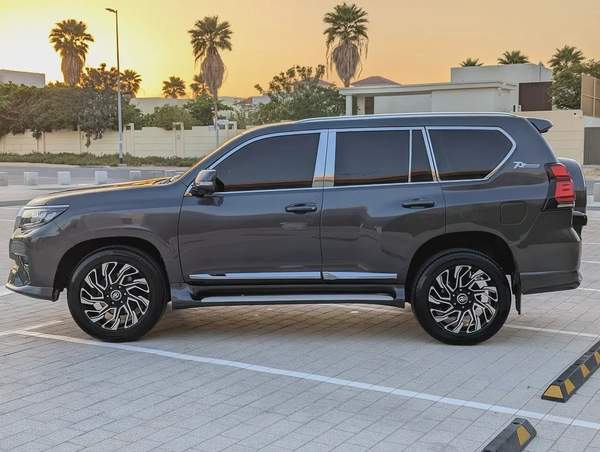 Toyota Prado TXL 2012 Facelifted 2023 With Interior and Exter- GCC Specs - Reliable and Ready to Go!